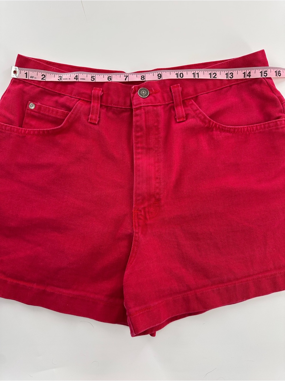 90's Red Denim High Rise Mom Shorts Women's Size M/L - Picture 5 of 10